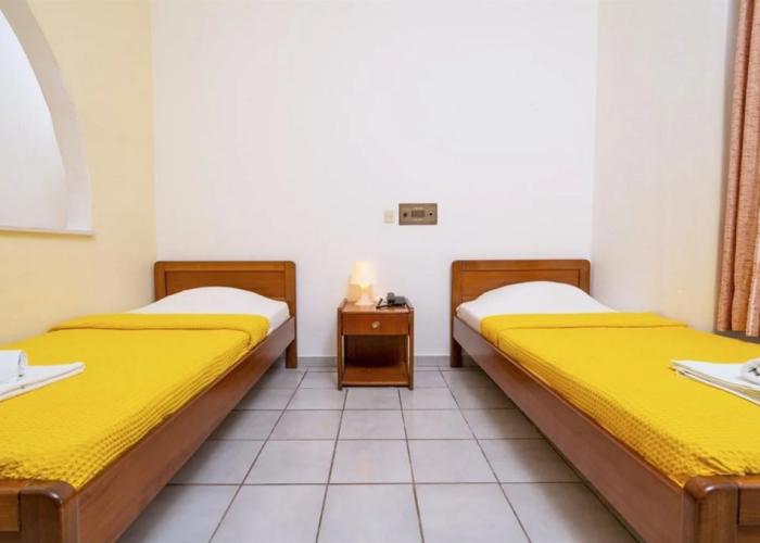 Theo Bungalows Kriopigi