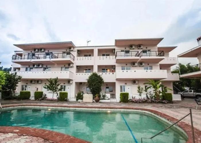 Skentos Hotel