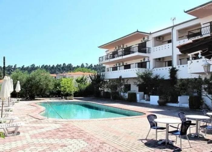 Skentos Hotel