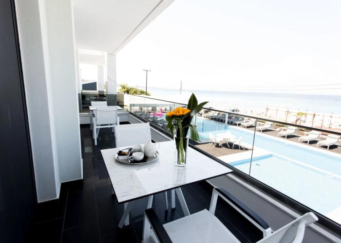 Crystal villas & suites