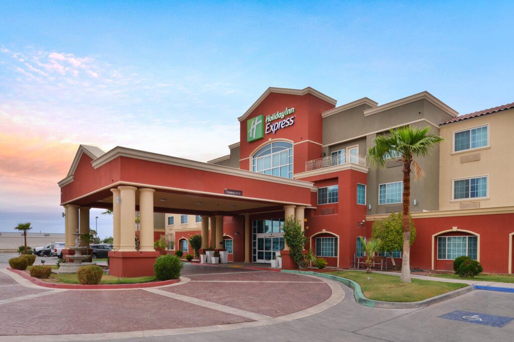 Holiday Inn Express Hotel & Suites El Centro by IHG