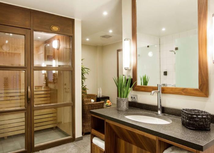 Elite Hotel Savoy