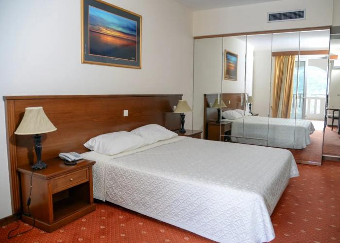 Arta Palace Hotel
