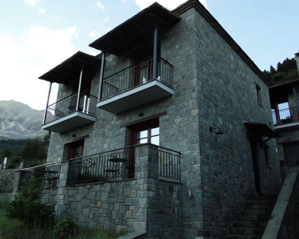 Rouista Tzoumerka Resort