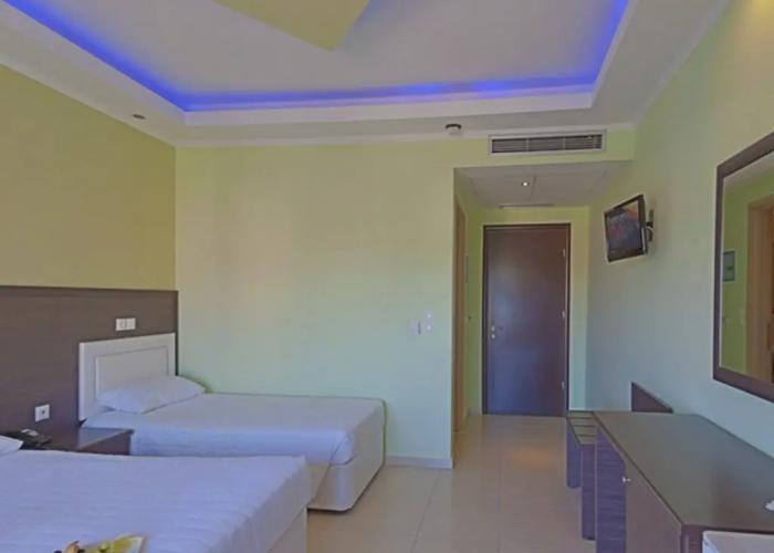 Grand Platon Hotel