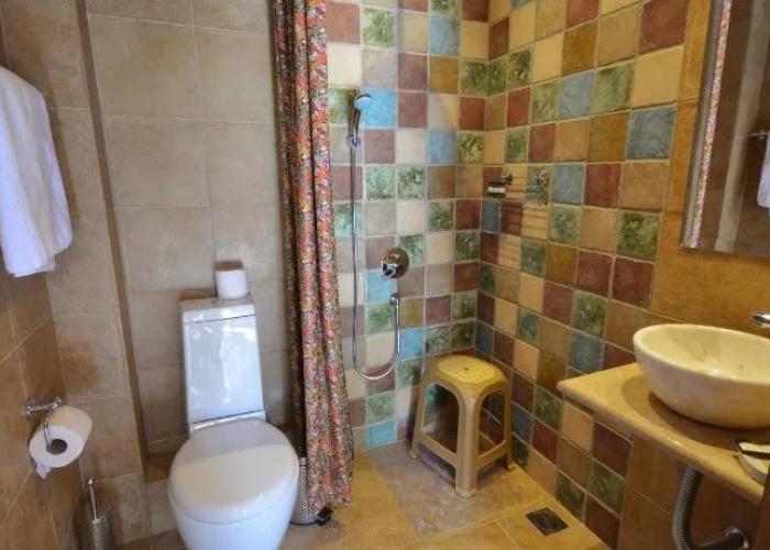 Polys Guest House