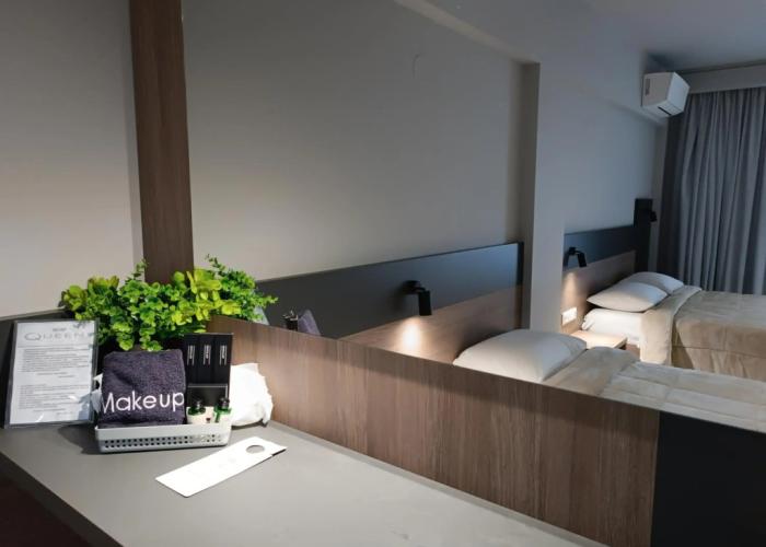 Elizabeth Queen Luxury Rooms