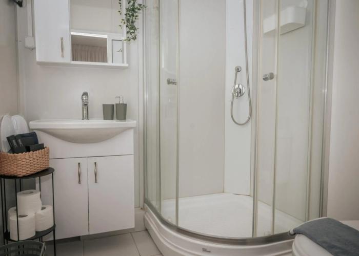 Elizabeth Queen Luxury Rooms