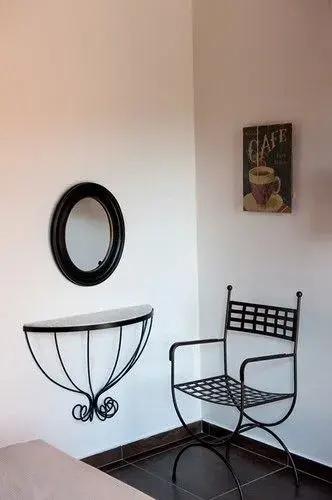 фото Polys Guesthouse