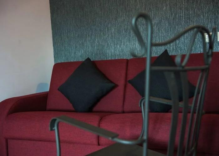 Polys Guesthouse