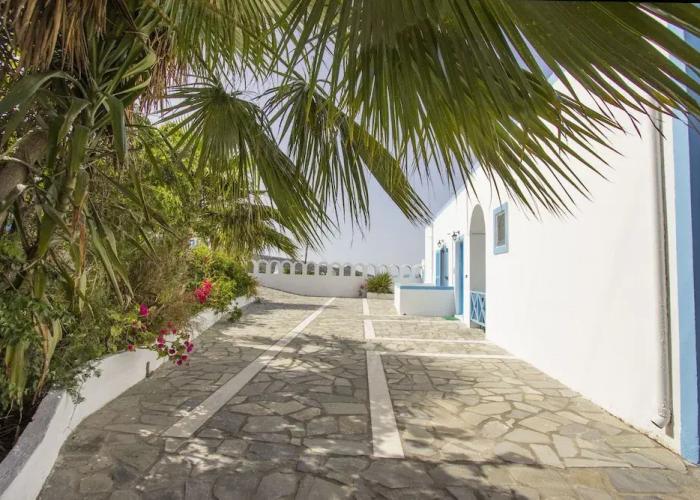 Villa Pelekanos