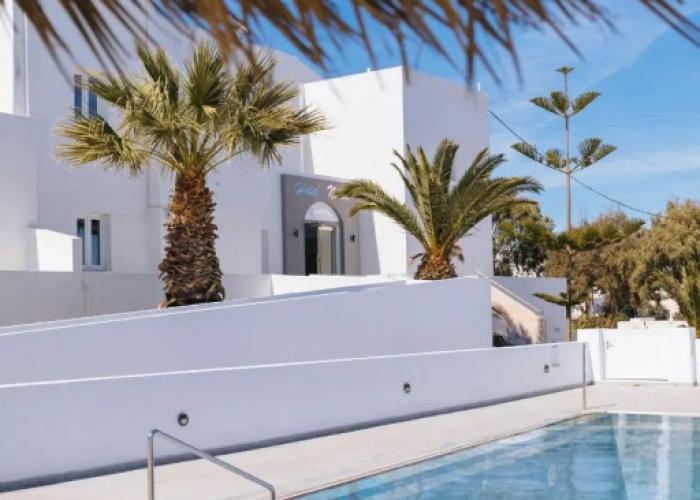 Nikos Hotel