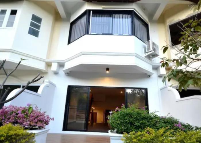 Sila Pool Villa