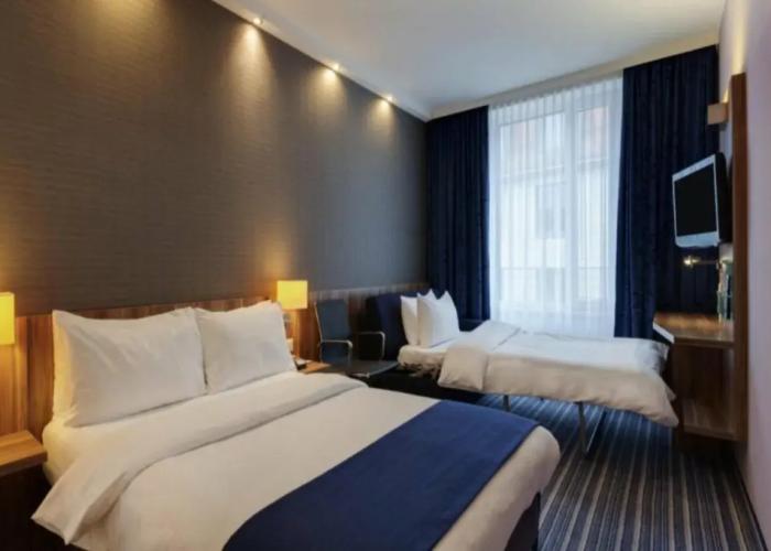 Premier Inn Dresden City Centre