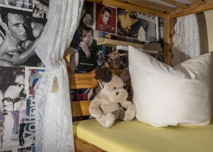Lollis Homestay - Hostel