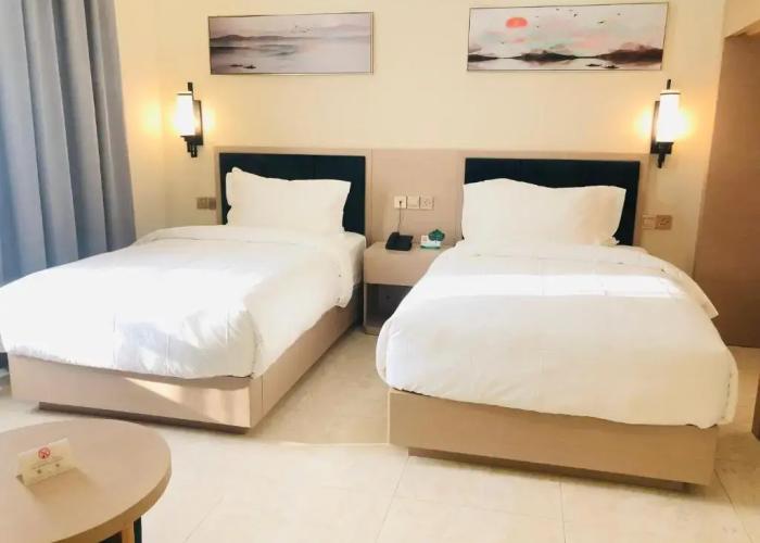 Season Inn Hotel