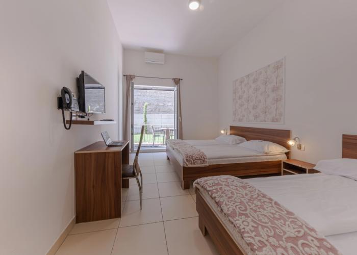 Hotel Lavender - Oleander Resort