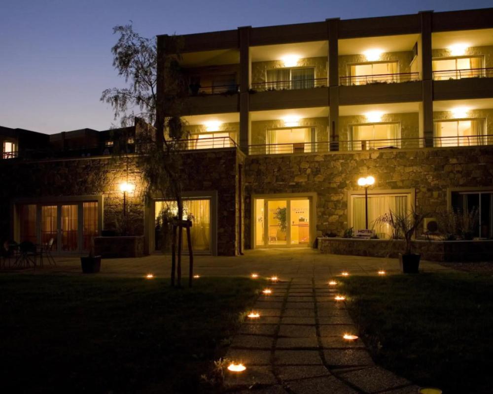 Aregai Marina Hotel & Residence