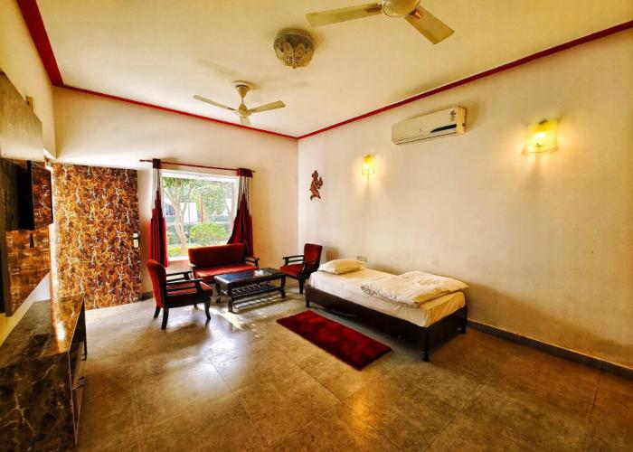 Corbett Holiday Forest Resort