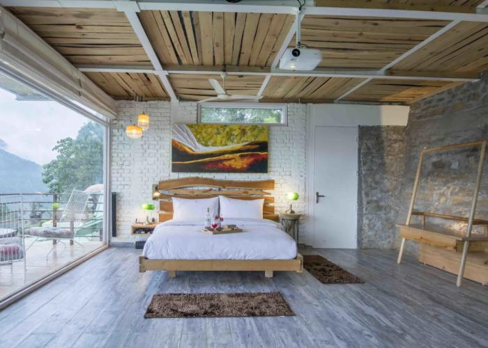 Seclude Ramgarh, Cliff's Edge