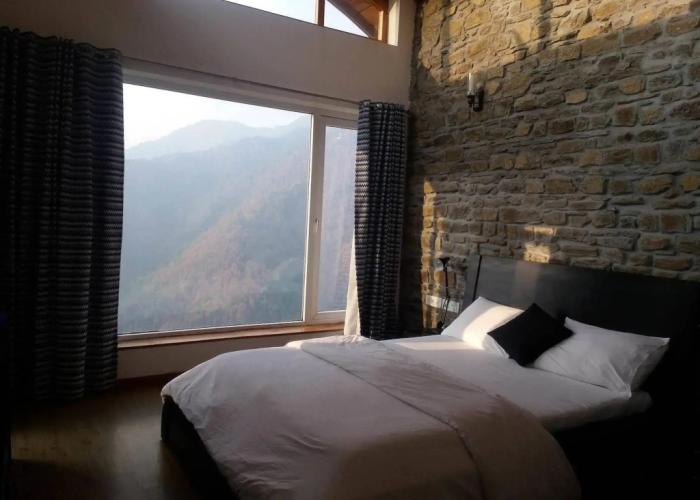 Seclude Ramgarh, Cliff's Edge