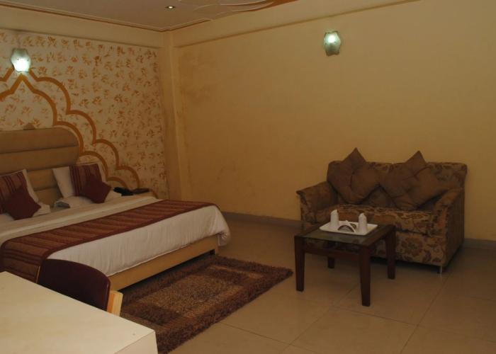 Hotel Moon Light Bhimtal