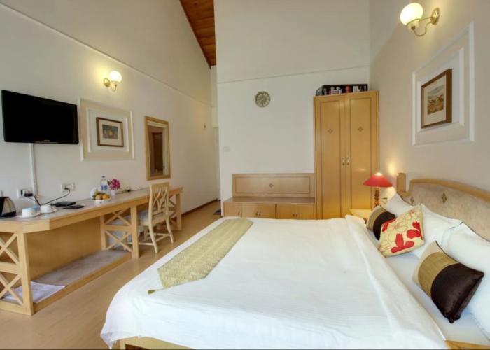 Hotel Neelesh Inn - A Luxury Lake View Hotel (20 kms from Nainital)