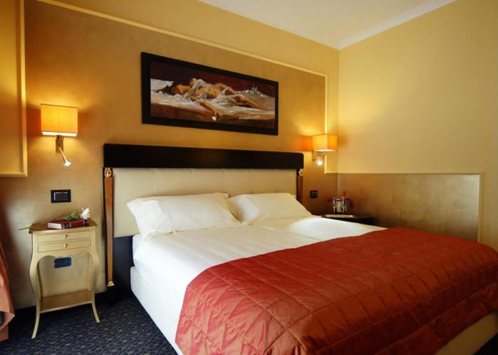 Bräm Hotel