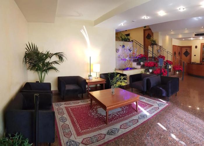 Hotel Savant