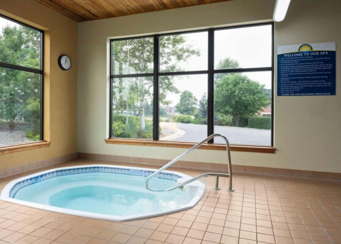 Days Inn & Suites by Wyndham Bozeman