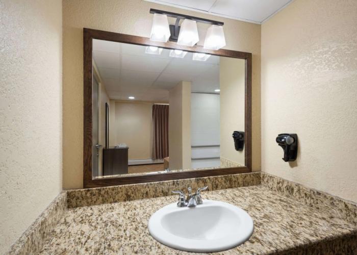 Days Inn & Suites by Wyndham Bozeman