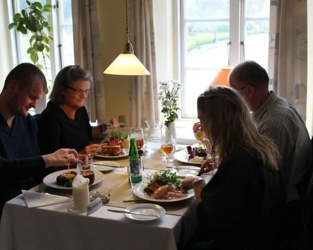 фото Hotel Årslev Kro