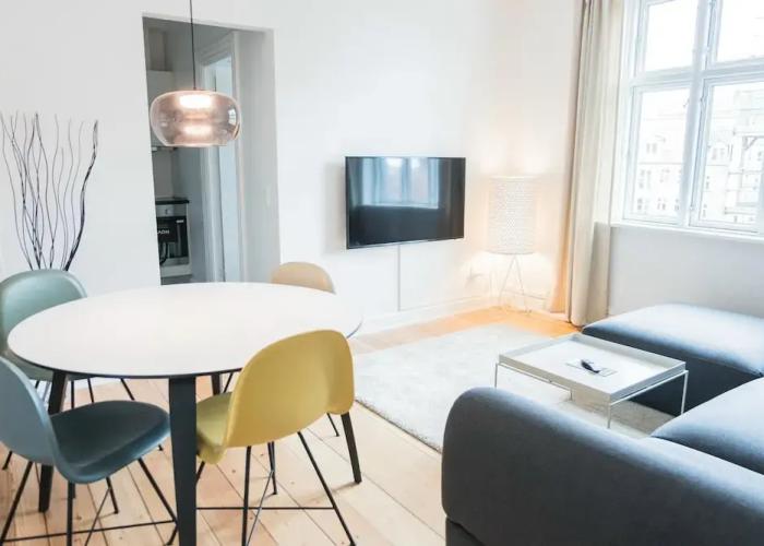 Beautiful 2-bedroom in Great Location