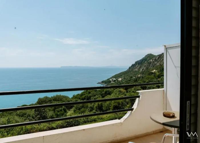 Arilla Beach Hotel