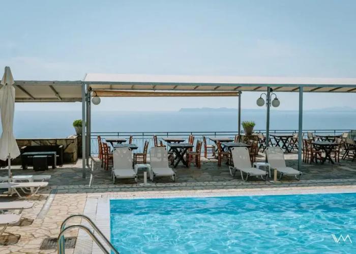 Arilla Beach Hotel