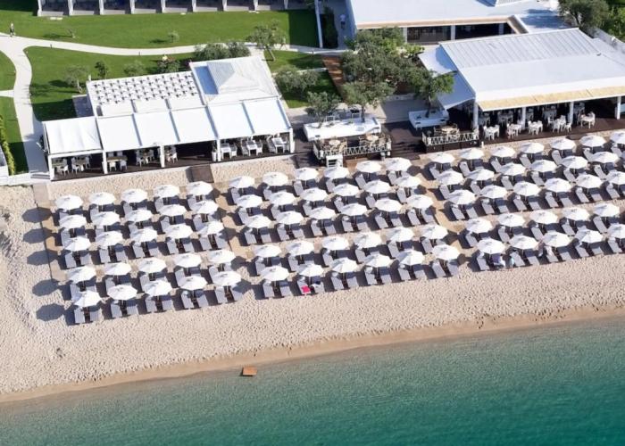 Lichnos Beach Hotel & Suites