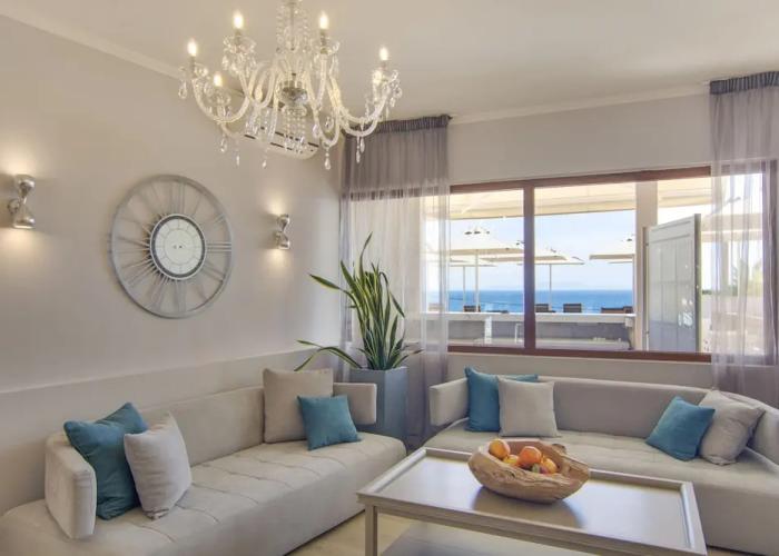 Valtos Beach Hotel