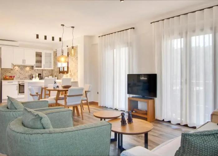 Valtos Beach Hotel