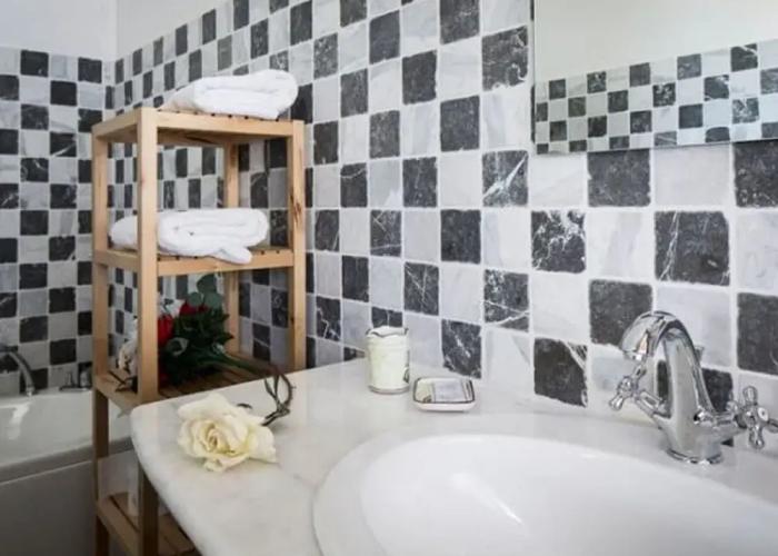 Pretty Apartment in Ascoli Piceno with Hot Tub