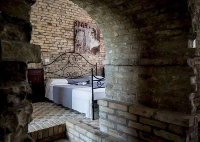 Pretty Apartment in Ascoli Piceno with Hot Tub