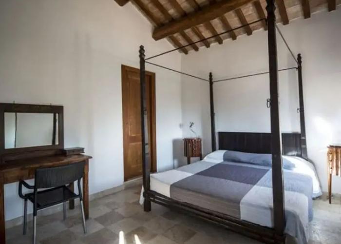 Charming Apartment in Ascoli Piceno Near Village