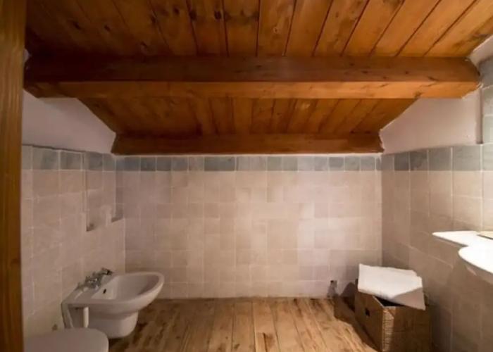 Charming Apartment in Ascoli Piceno Near Village