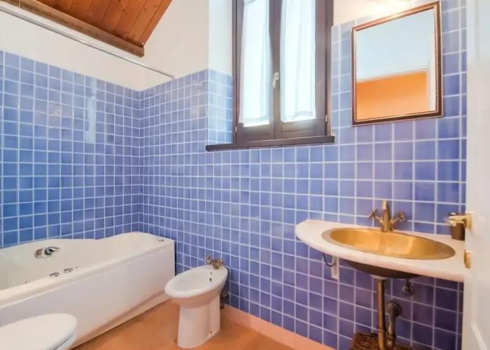 Charming Apartment in Ascoli Piceno Near Village