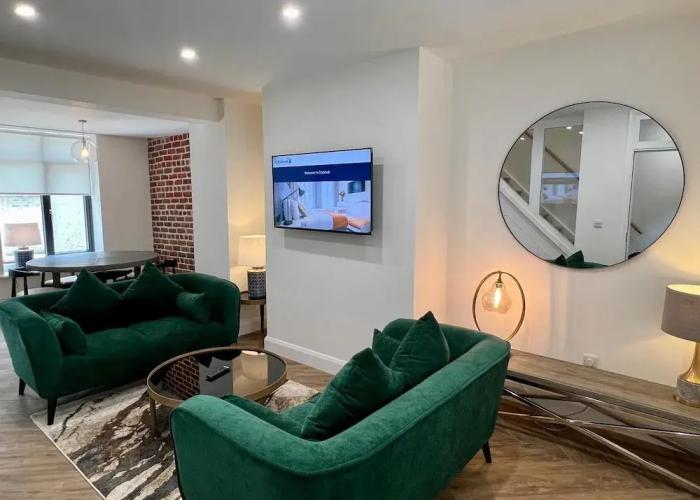 IFSC Townhouse Apartments