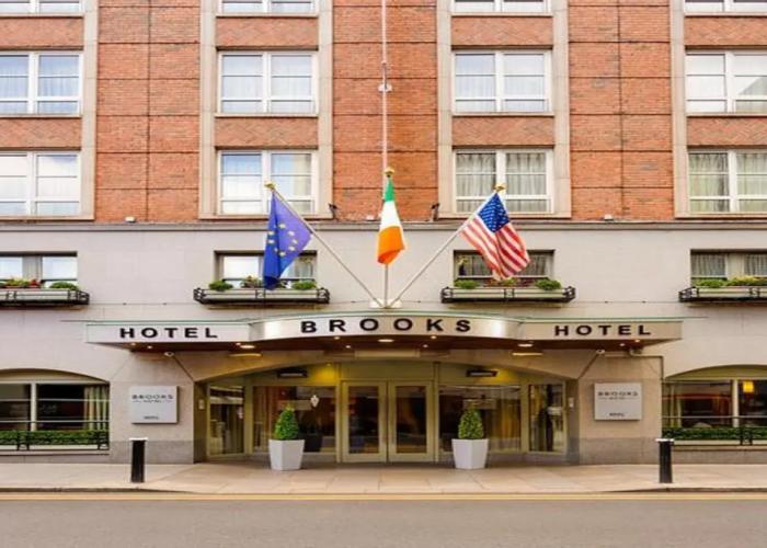 Brooks Hotel