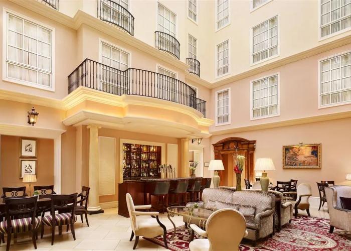 The College Green Hotel Dublin, Autograph Collection