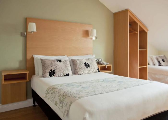 Coach House Hotel