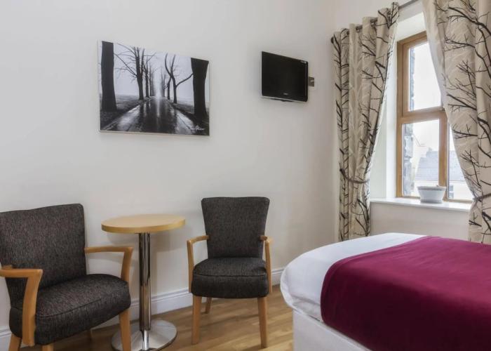 Coach House Hotel