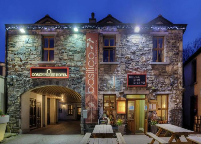 Coach House Hotel
