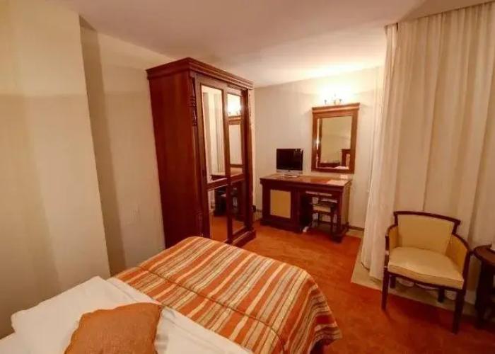 Atrium Hotel Ateneu City Center
